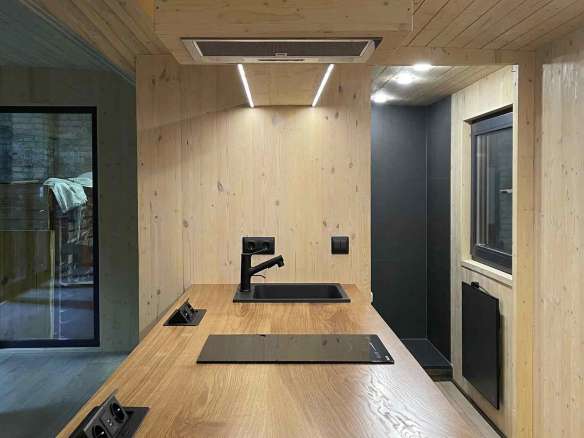 Compact Cabin