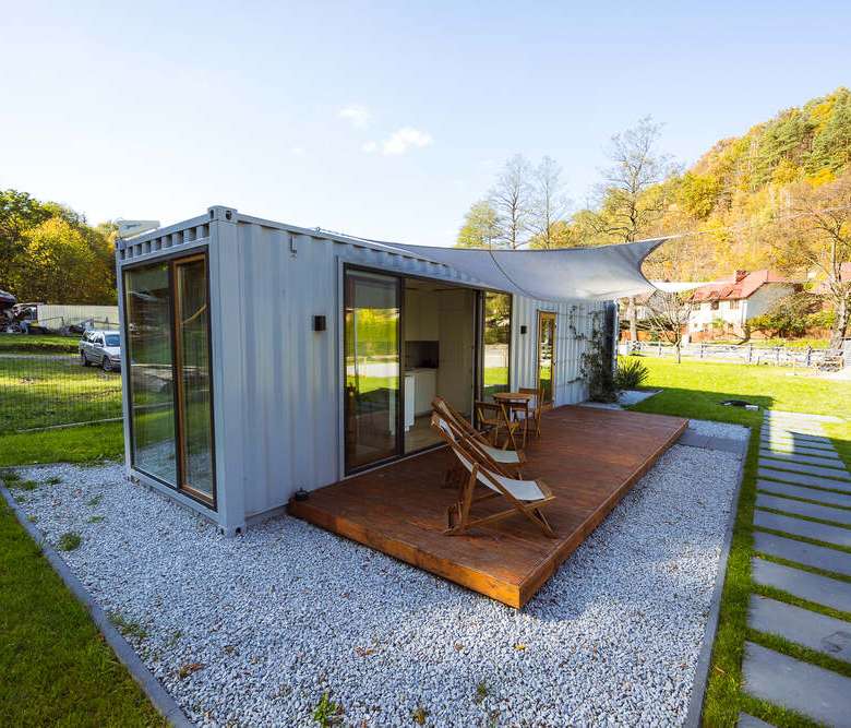 MOMO Luna