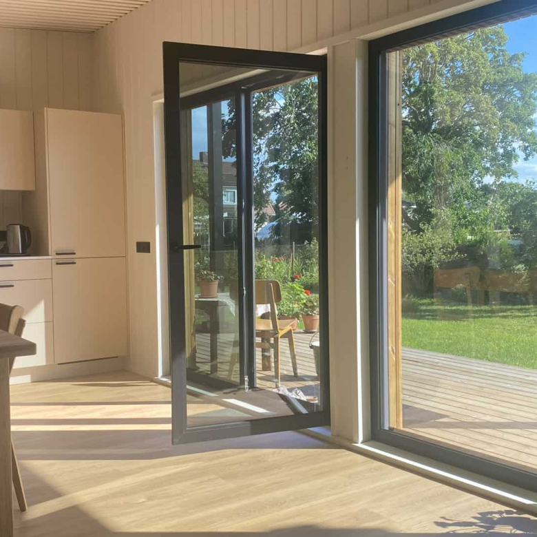 PÄRNI (elementy panelowe z belek krzyżowych)