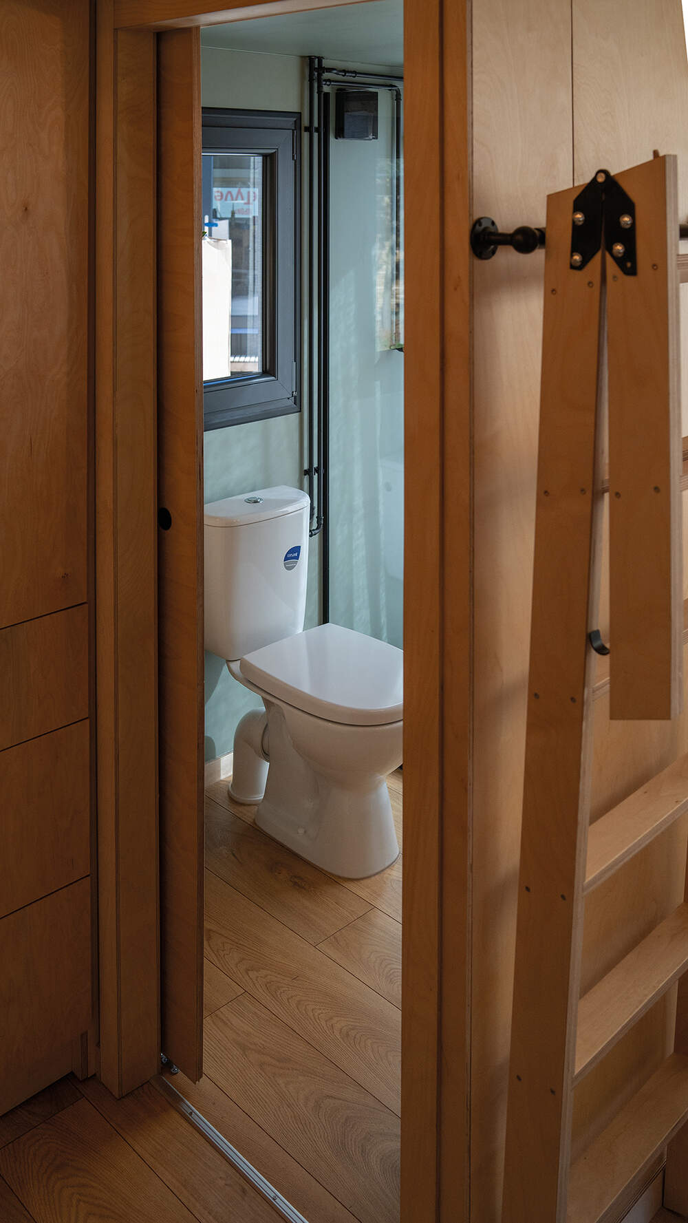 aurora-company-julia-12