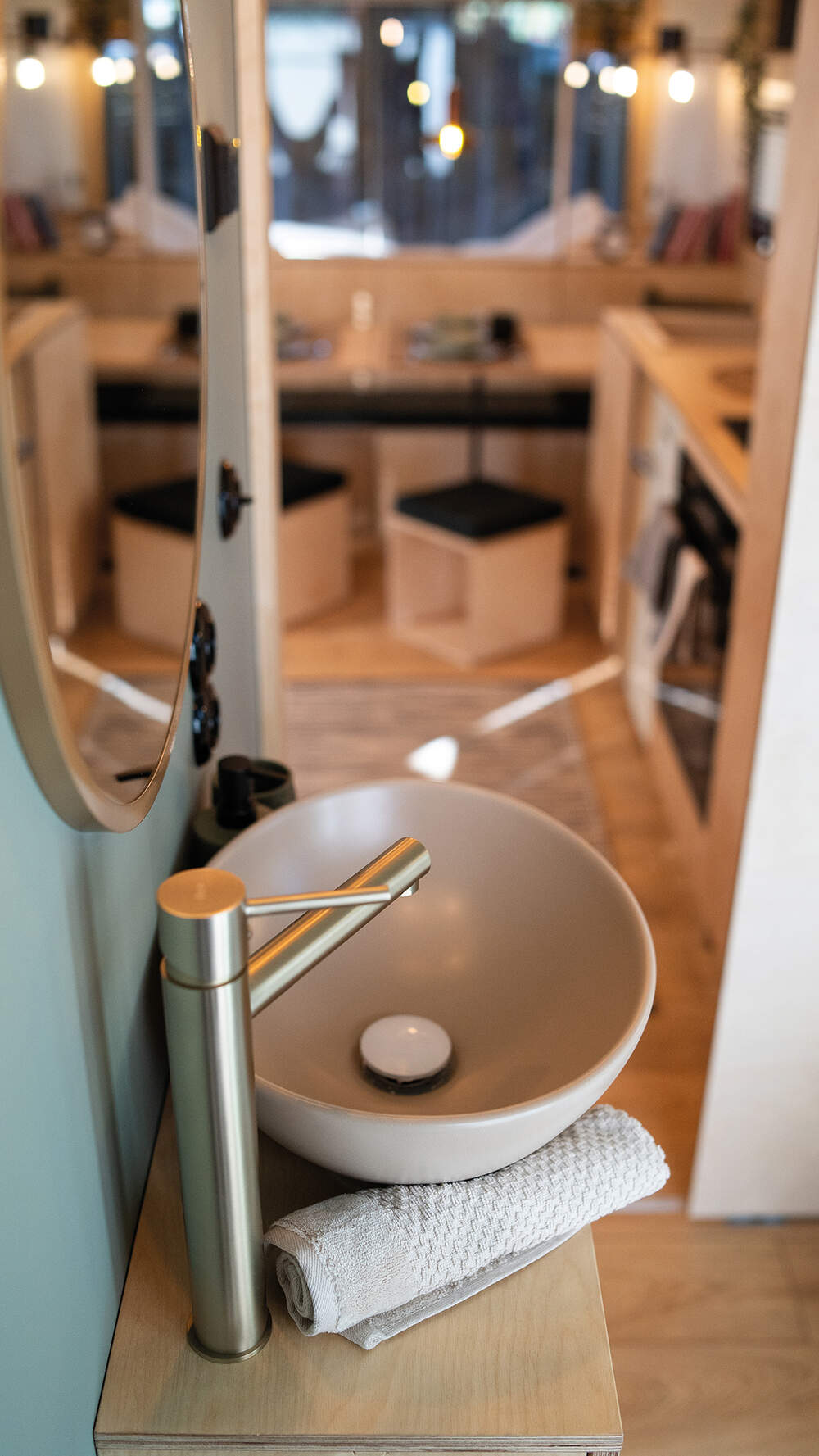 aurora-company-julia-15