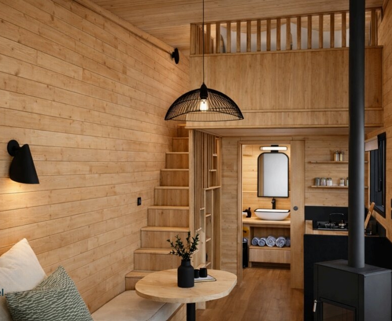 TINY HOUSE FAMILY 4 PAX