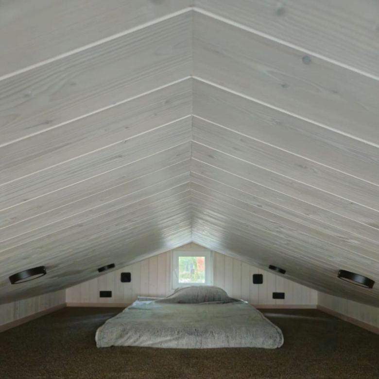 BARN 35