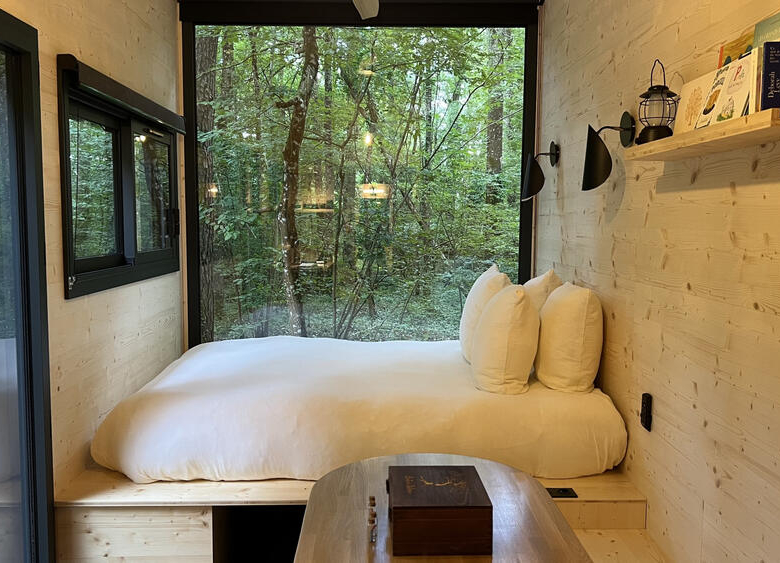 TINY HOUSE FAMILY 4 PAX