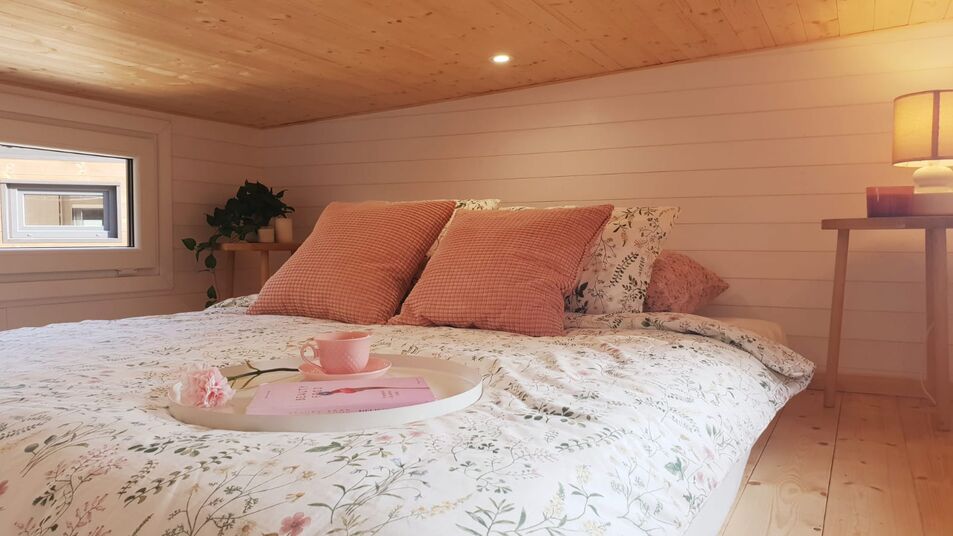 Zdjecie_WhatsApp_2024-03-20_o_15.27.37_49fe185e_optimized SMILE- Delightful, bright & spacious tiny living