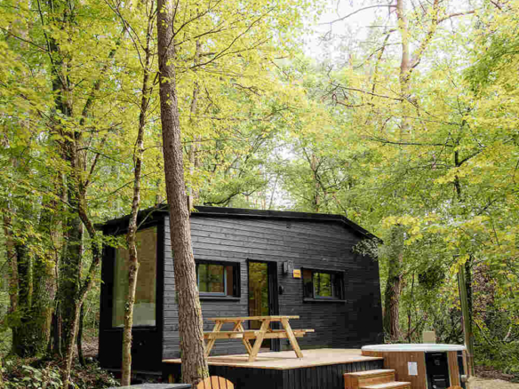 TINY HOUSE FAMILY 4 PAX