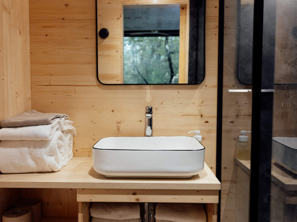 TINY HOUSE FAMILY 4 PAX