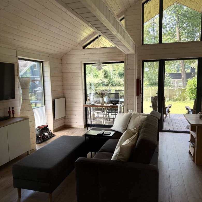 Scandi 4/30